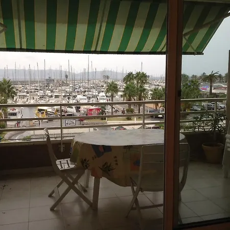 Apartment Bel De Standing Marina De Cavalaire-sur-Mer